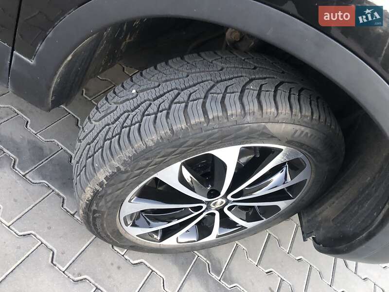 Внедорожник / Кроссовер Nissan Qashqai 2013 в Луцке