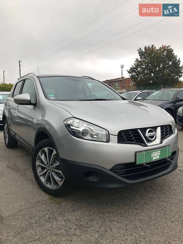 Внедорожник / Кроссовер Nissan Qashqai 2010 в Полтаве