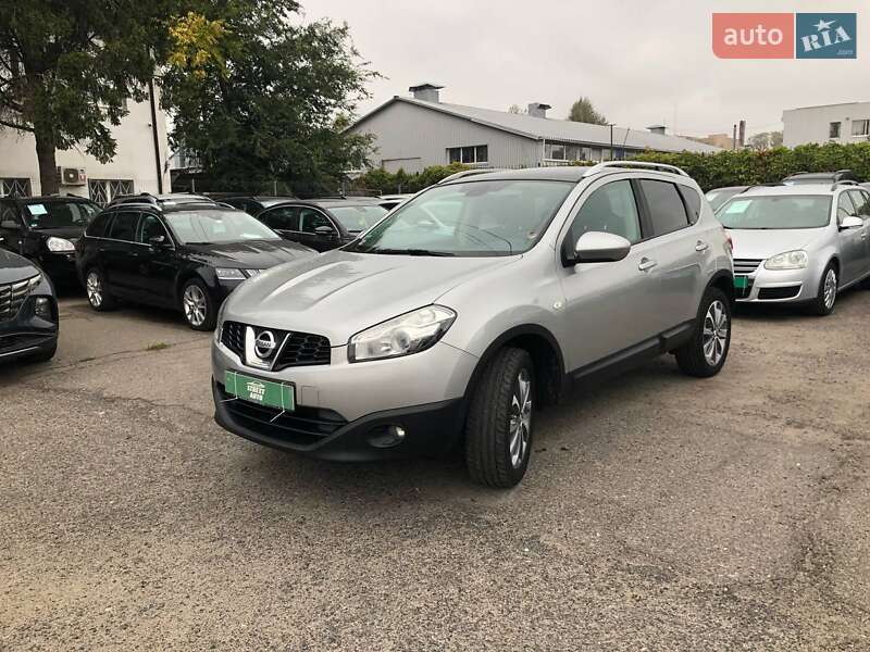 Внедорожник / Кроссовер Nissan Qashqai 2010 в Полтаве
