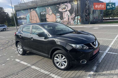 Позашляховик / Кросовер Nissan Qashqai 2014 в Луцьку