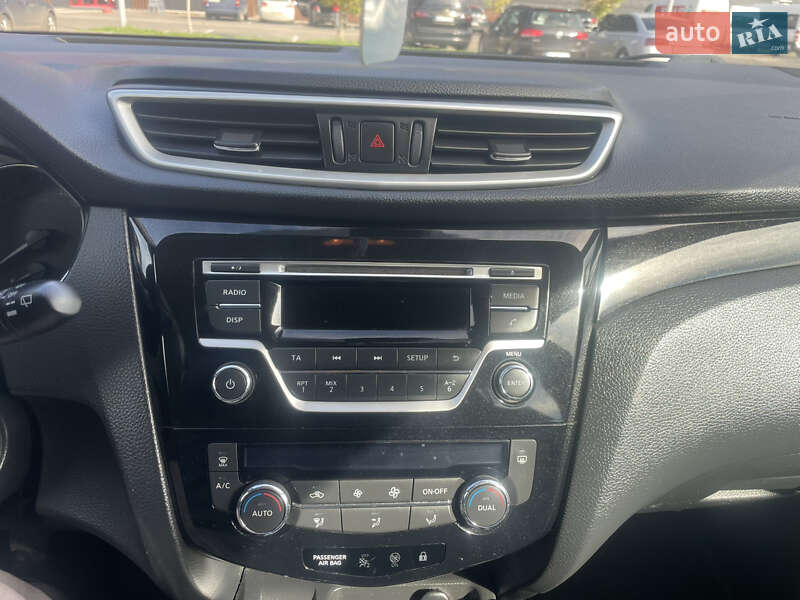 Позашляховик / Кросовер Nissan Qashqai 2014 в Луцьку