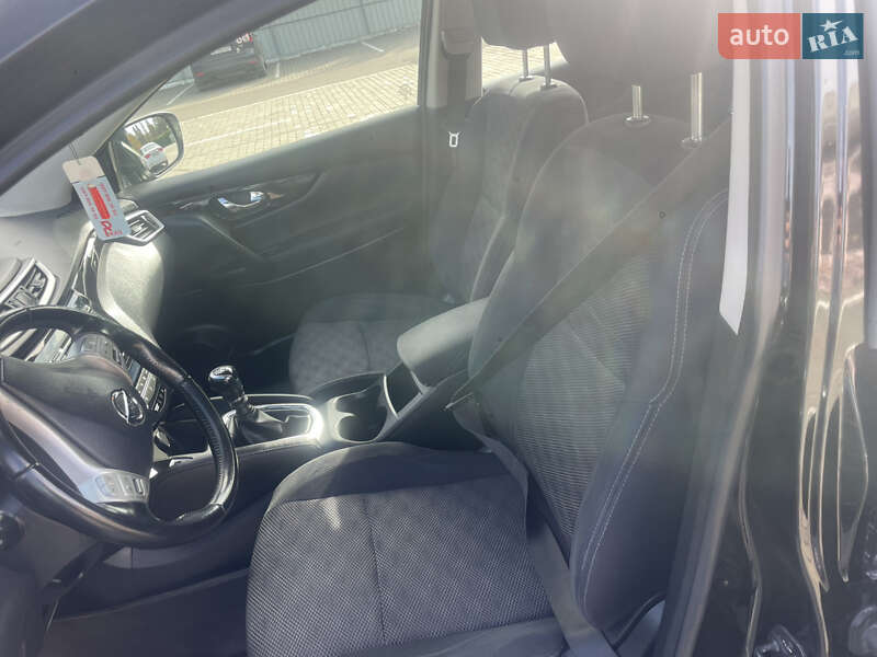 Позашляховик / Кросовер Nissan Qashqai 2014 в Луцьку