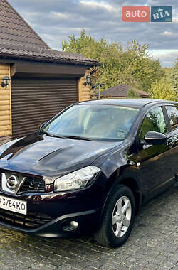 Внедорожник / Кроссовер Nissan Qashqai 2011 в 