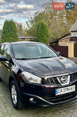 Внедорожник / Кроссовер Nissan Qashqai 2011 в 