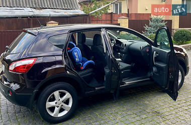 Внедорожник / Кроссовер Nissan Qashqai 2011 в 