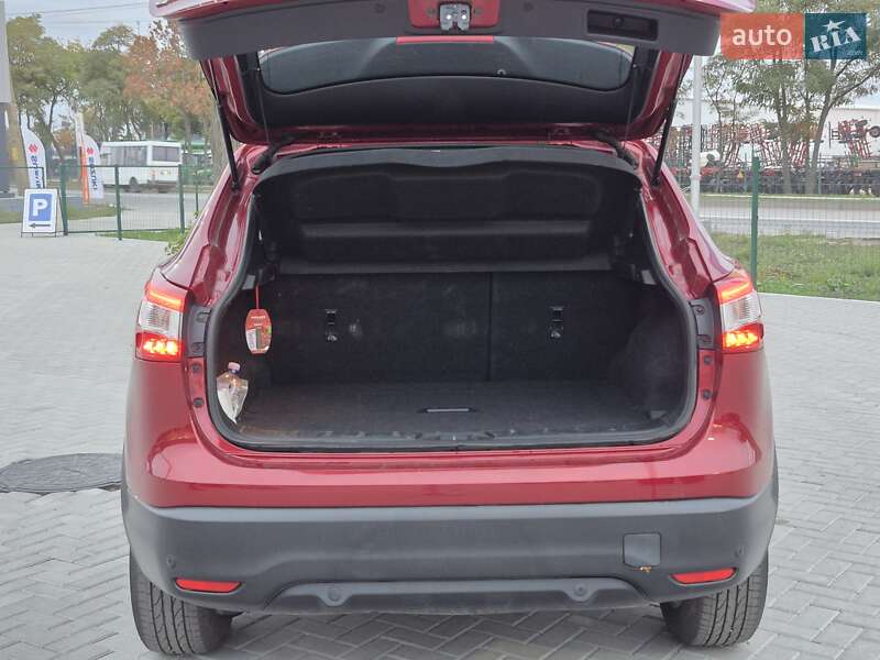 Внедорожник / Кроссовер Nissan Qashqai 2016 в Кропивницком