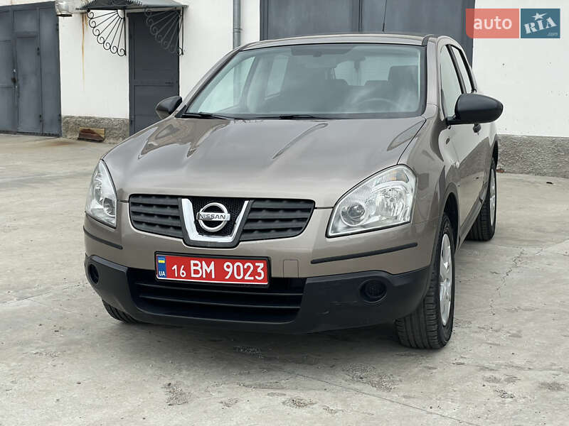 Внедорожник / Кроссовер Nissan Qashqai 2007 в 
