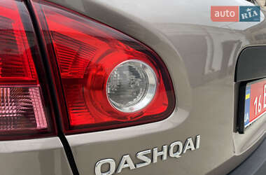 Внедорожник / Кроссовер Nissan Qashqai 2007 в 