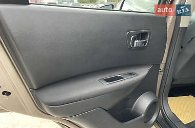 Внедорожник / Кроссовер Nissan Qashqai 2007 в 