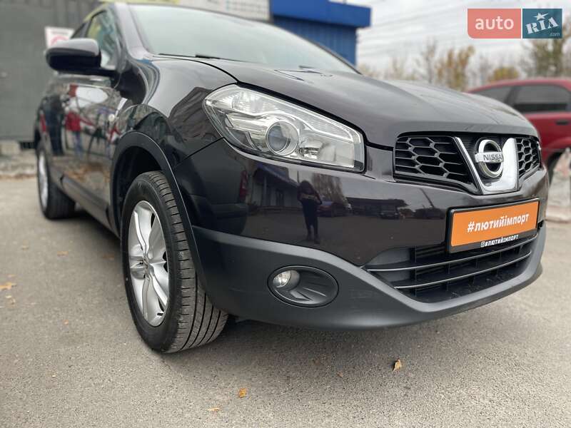 Внедорожник / Кроссовер Nissan Qashqai 2010 в Сумах