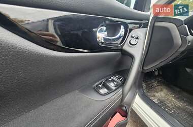 Позашляховик / Кросовер Nissan Qashqai 2018 в  фото 10 Позашляховик / Кросовер Nissan Qashqai 2018 в
