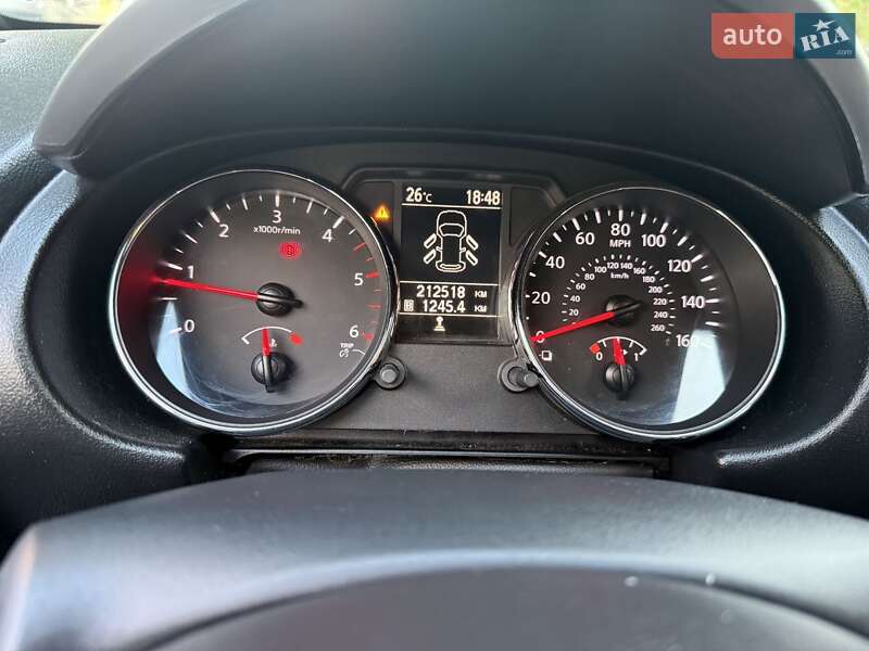 Внедорожник / Кроссовер Nissan Qashqai 2011 в Могилев-Подольске