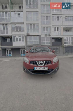 Позашляховик / Кросовер Nissan Qashqai 2010 в Чернігові