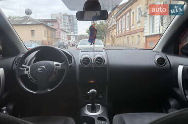 Позашляховик / Кросовер Nissan Qashqai 2013 в 