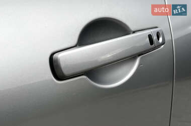 Внедорожник / Кроссовер Nissan Qashqai 2010 в 