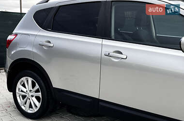 Внедорожник / Кроссовер Nissan Qashqai 2010 в 