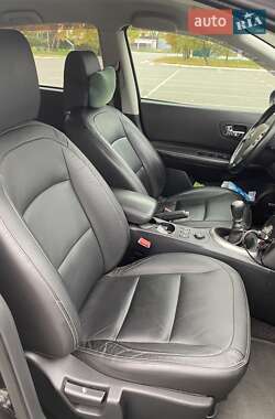 Внедорожник / Кроссовер Nissan Qashqai 2009 в 