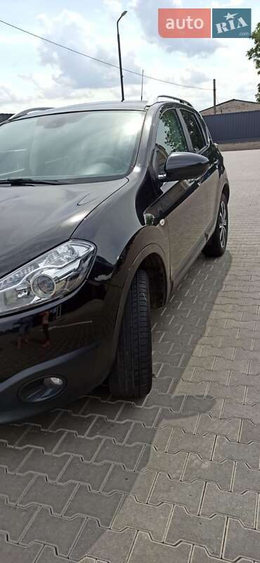 Внедорожник / Кроссовер Nissan Qashqai 2012 в Луцке