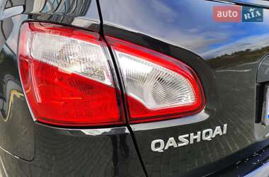 Внедорожник / Кроссовер Nissan Qashqai 2011 в 