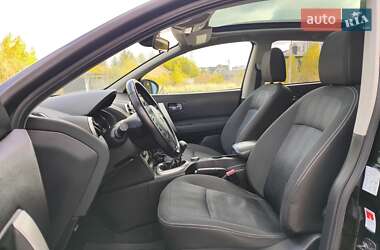 Внедорожник / Кроссовер Nissan Qashqai 2011 в 