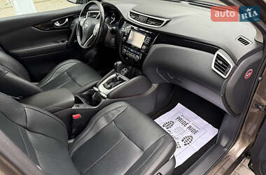 Внедорожник / Кроссовер Nissan Qashqai 2015 в 