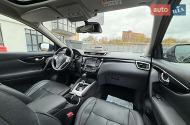 Внедорожник / Кроссовер Nissan Qashqai 2015 в 