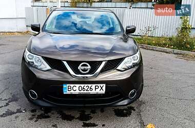 Внедорожник / Кроссовер Nissan Qashqai 2014 в 