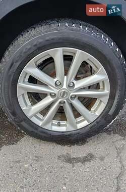 Внедорожник / Кроссовер Nissan Qashqai 2014 в 