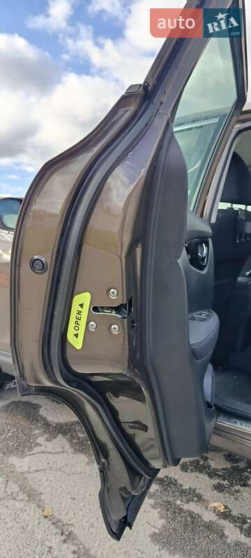 Внедорожник / Кроссовер Nissan Qashqai 2014 в Львове