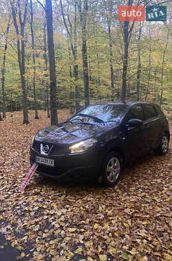 Внедорожник / Кроссовер Nissan Qashqai 2010 в Дубно