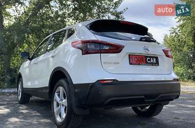 Внедорожник / Кроссовер Nissan Qashqai 2021 в 