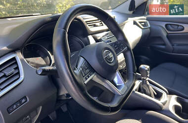 Позашляховик / Кросовер Nissan Qashqai 2018 в  фото 26 Позашляховик / Кросовер Nissan Qashqai 2018 в