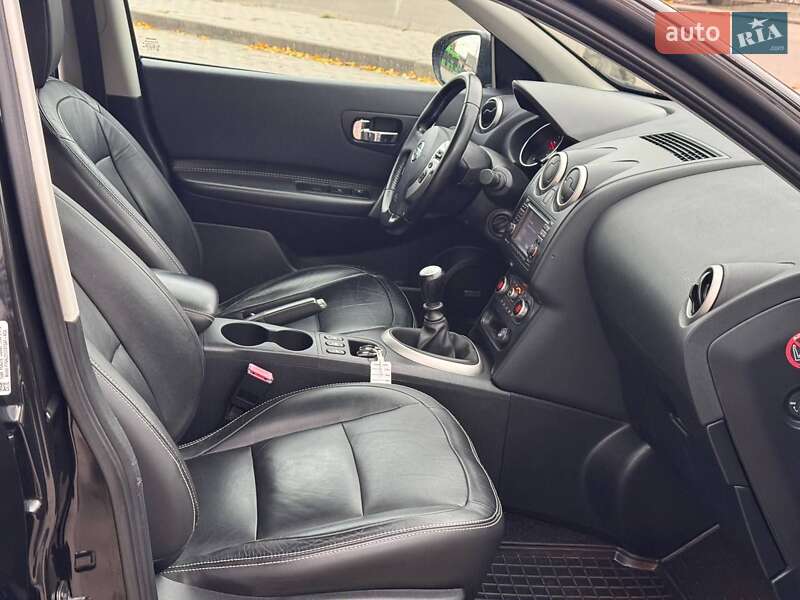 Позашляховик / Кросовер Nissan Qashqai 2013 в Житомирі фото 8 Позашляховик / Кросовер Nissan Qashqai 2013 в Житомирі