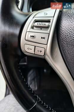 Внедорожник / Кроссовер Nissan Qashqai 2014 в 