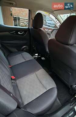 Внедорожник / Кроссовер Nissan Qashqai 2014 в 