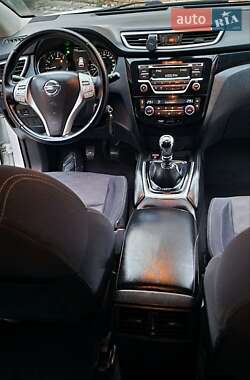 Внедорожник / Кроссовер Nissan Qashqai 2014 в 