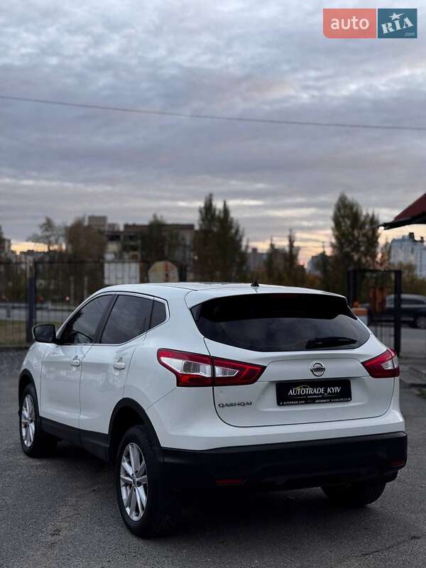 Внедорожник / Кроссовер Nissan Qashqai 2017 в Киеве