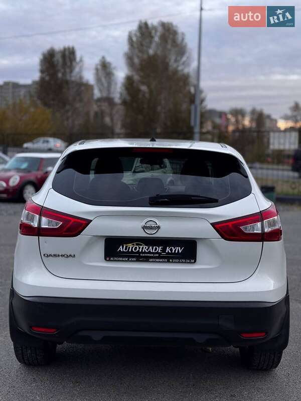 Внедорожник / Кроссовер Nissan Qashqai 2017 в Киеве