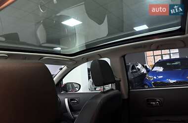 Внедорожник / Кроссовер Nissan Qashqai 2010 в 