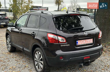 Внедорожник / Кроссовер Nissan Qashqai 2010 в 