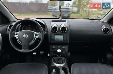 Внедорожник / Кроссовер Nissan Qashqai 2010 в 