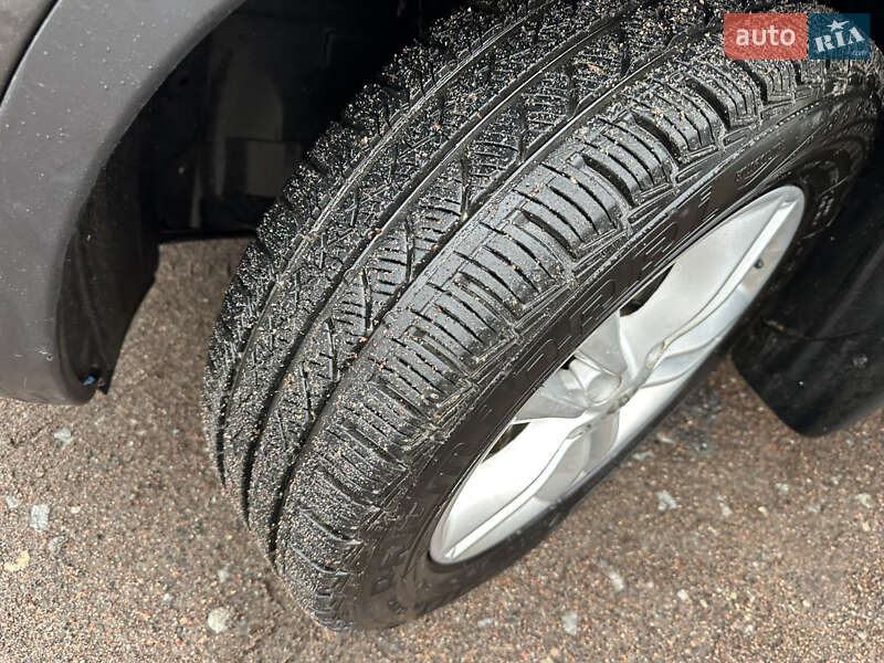Внедорожник / Кроссовер Nissan Qashqai 2011 в Нежине