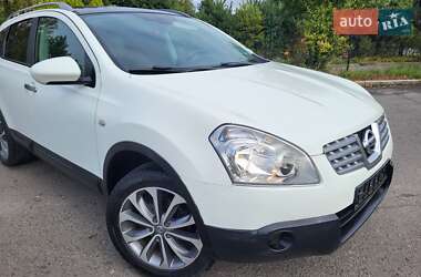 Внедорожник / Кроссовер Nissan Qashqai 2010 в 