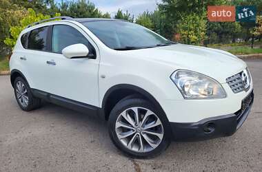 Внедорожник / Кроссовер Nissan Qashqai 2010 в 