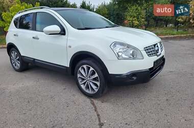 Внедорожник / Кроссовер Nissan Qashqai 2010 в 
