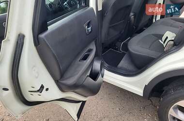 Внедорожник / Кроссовер Nissan Qashqai 2010 в 
