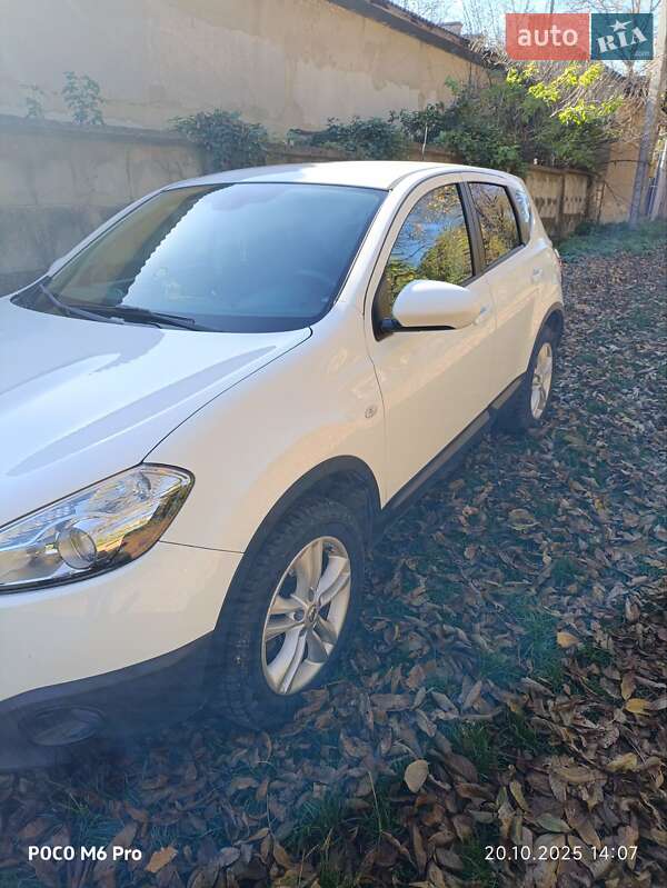 Внедорожник / Кроссовер Nissan Qashqai 2010 в Черновцах фото 10 Внедорожник / Кроссовер Nissan Qashqai 2010 в Черновцах
