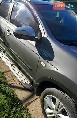 Позашляховик / Кросовер Nissan Qashqai 2012 в 