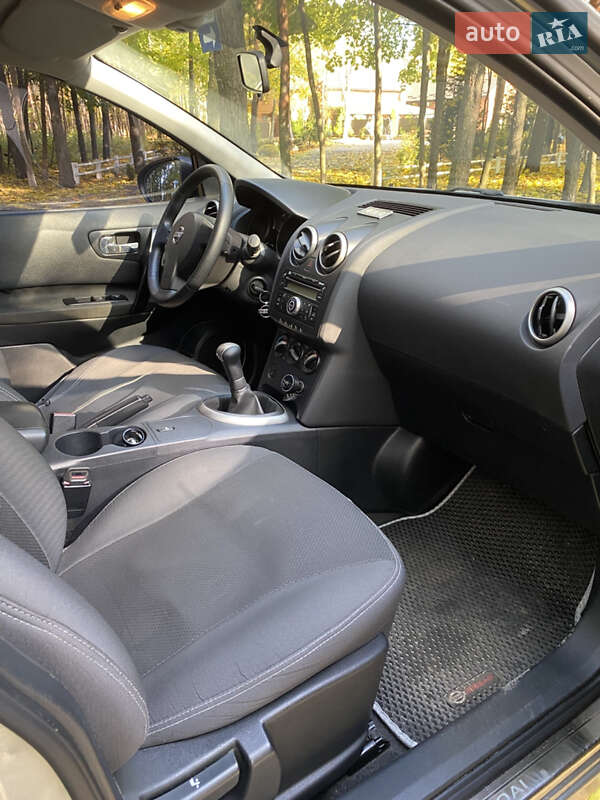 Внедорожник / Кроссовер Nissan Qashqai 2009 в Сарнах фото 7 Внедорожник / Кроссовер Nissan Qashqai 2009 в Сарнах