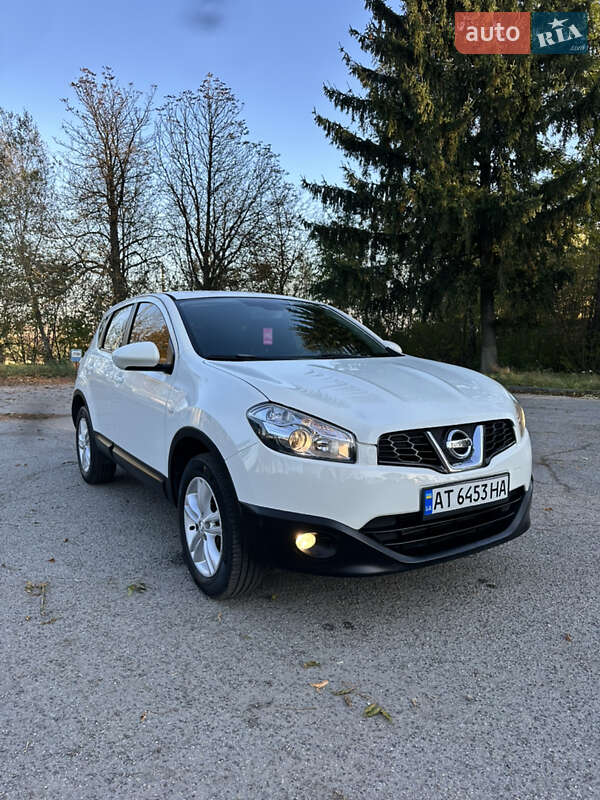 Внедорожник / Кроссовер Nissan Qashqai 2010 в Кицмани фото 5 Внедорожник / Кроссовер Nissan Qashqai 2010 в Кицмани